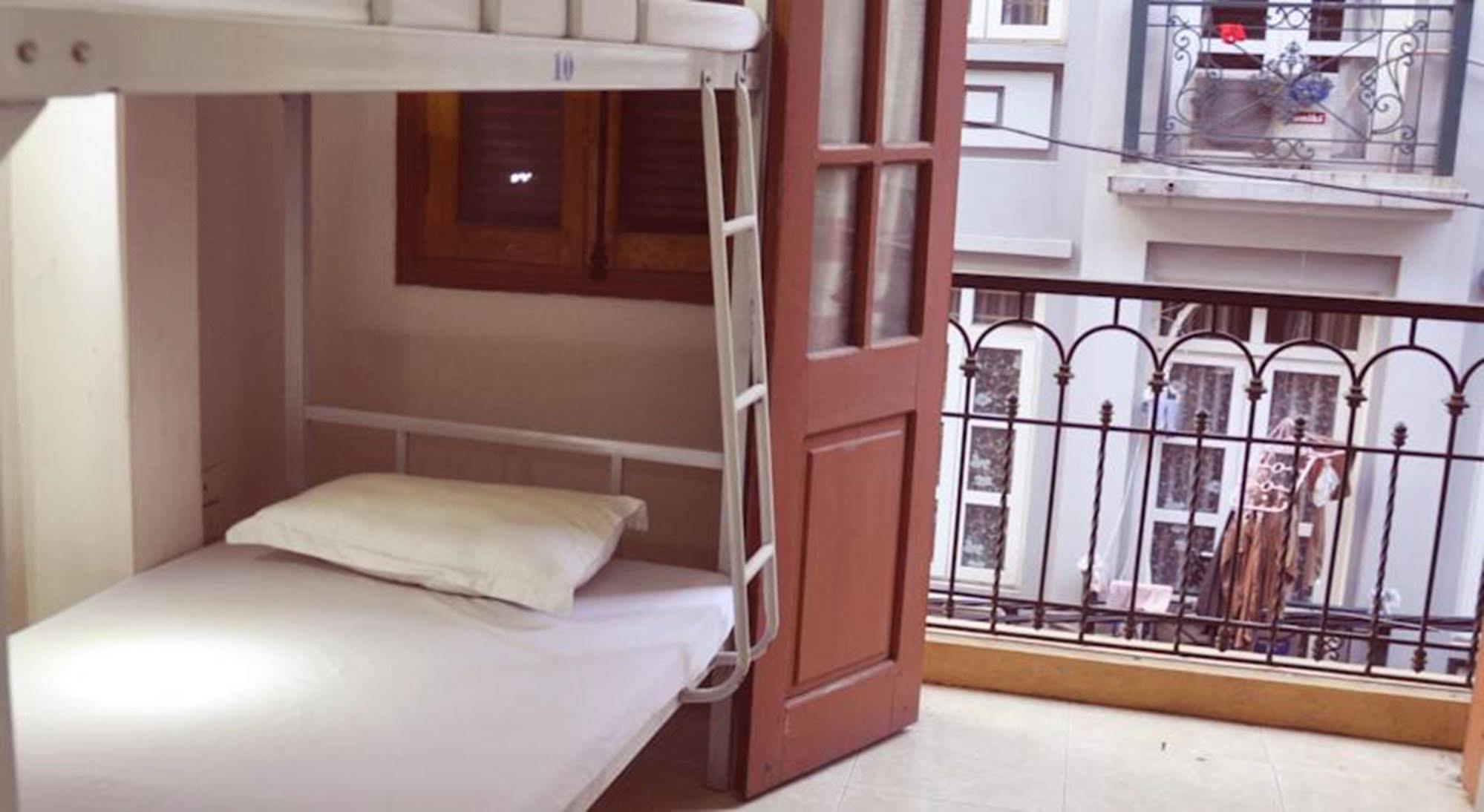 Hanoi Downtown Hostel Exterior photo